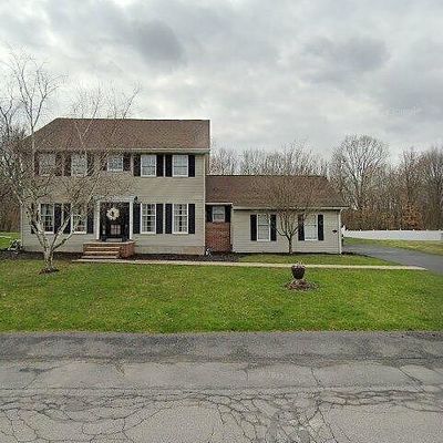 112 W Winthrop St, Archbald, PA 18403