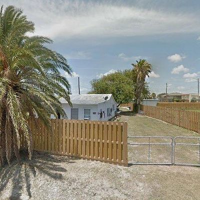 115 Beach Dr, Port Mansfield, TX 78598