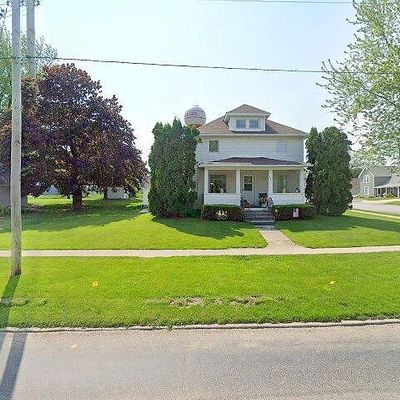 103 W Broadway, Ossian, IA 52161