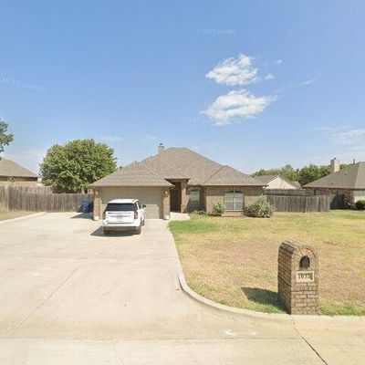 1035 Shady Oaks Dr N, Bridgeport, TX 76426