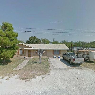 105 E Hickory St, Lometa, TX 76853