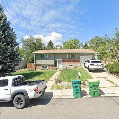 1057 S Owens Ct, Lakewood, CO 80226