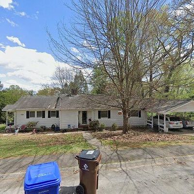 107 Pomona Rd, Oak Ridge, TN 37830