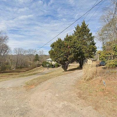 127 Lloyd Tallent Rd, Franklin, NC 28734