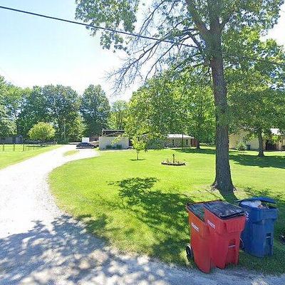 130 Mccauley Rd, Mount Vernon, IL 62864