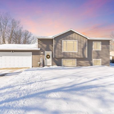 1305 E Custer Pkwy, Brandon, SD 57005