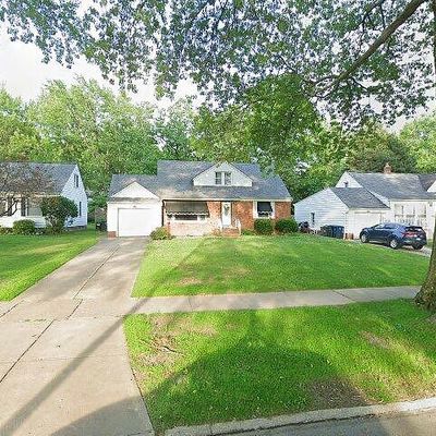 1307 Haverston Rd, Cleveland, OH 44124