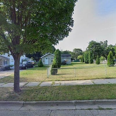 1317 W Maple St, Lansing, MI 48915