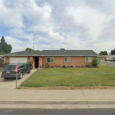 13195 Bentley St, Waterford, CA 95386