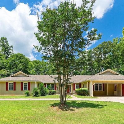 133 Sharcliff Rd, Cowpens, SC 29330