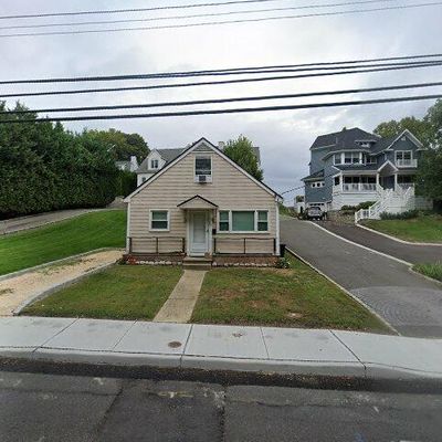 134 Linden Ave, Highlands, NJ 07732