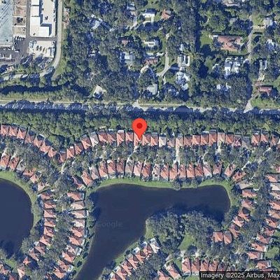 118 Lost Bridge Dr, Palm Beach Gardens, FL 33410