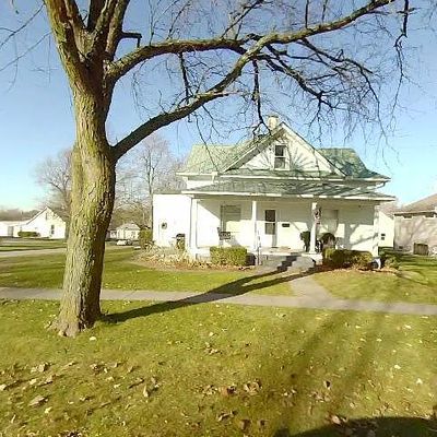 120 W Pleasant Valley St, Sigourney, IA 52591