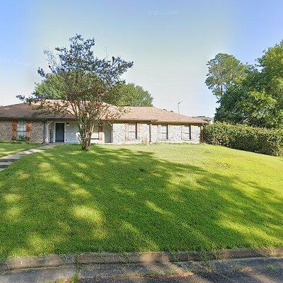 1203 Dartmoor Dr, Clinton, MS 39056