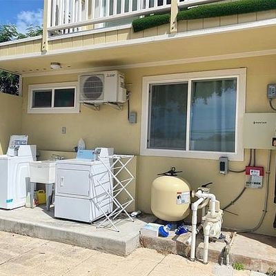 1206 Laukahi St, Honolulu, HI 96821