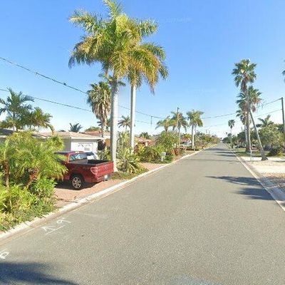 12305 4 Th St E, Treasure Island, FL 33706