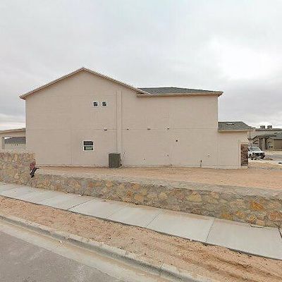 147 Esther Trl, Santa Teresa, NM 88008