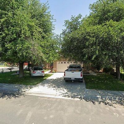 1488 N Fisher Ave, Reedley, CA 93654