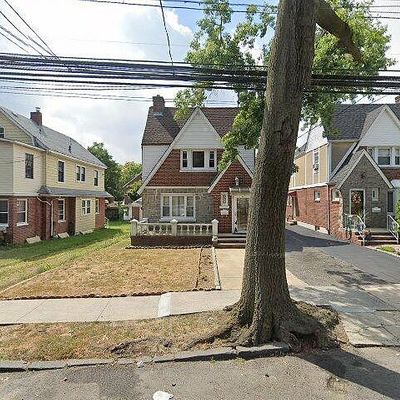 149 30 46 Th Ave, Flushing, NY 11355