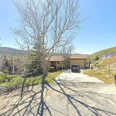 14994 Sunnydale Dr, Lake Hughes, CA 93532