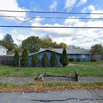 15 Radcliffe Rd, Beverly, MA 01915