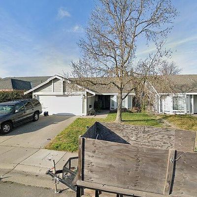 15 Smokey Leaf Ct, Sacramento, CA 95838