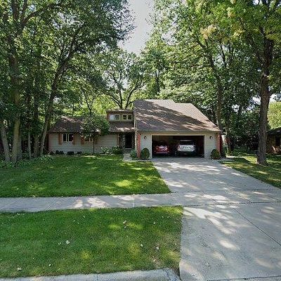 1505 Villa Park Dr, Oshkosh, WI 54904