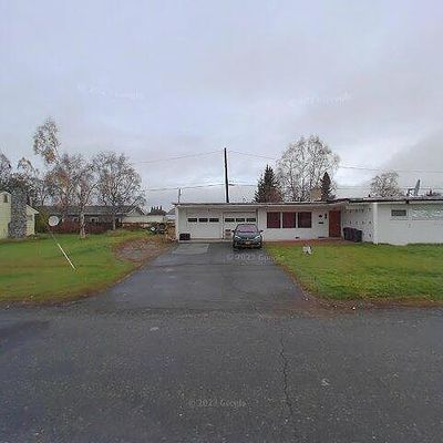 1524 Hilton Ave, Fairbanks, AK 99701