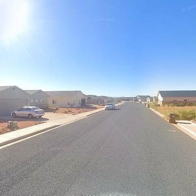 1587 S West Creekside Dr, Kanab, UT 84741