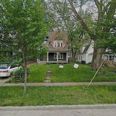 1367 E 9 Th St, Des Moines, IA 50316