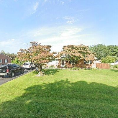 13906 Green Mountain Dr, Maugansville, MD 21767