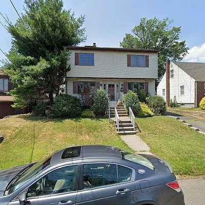 14 Grant St, Sewaren, NJ 07077