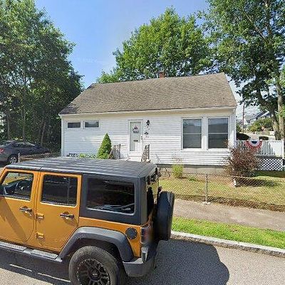 140 Eastwood Circuit, West Roxbury, MA 02132