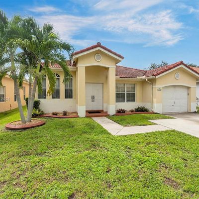 14066 S Cypress Cove Cir, Davie, FL 33325