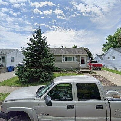 1413 W Thompson Dr, Sioux Falls, SD 57105