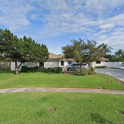 1727 W Hemingway Dr, North Palm Beach, FL 33408