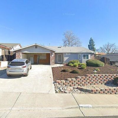 1732 Wade Dr, Paso Robles, CA 93446