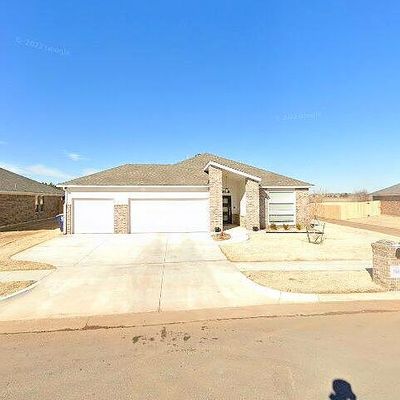 1801 Sara Vista Dr, Yukon, OK 73099