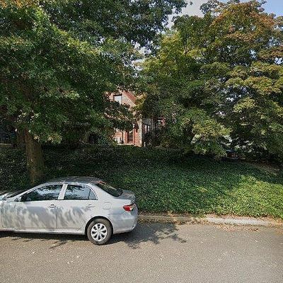 1836 N Powhatan St, Arlington, VA 22205