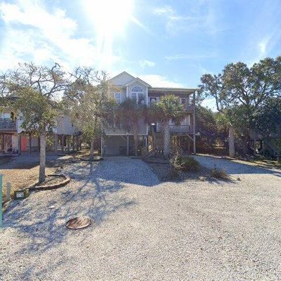 1617 E Pelican Dr, Oak Island, NC 28465