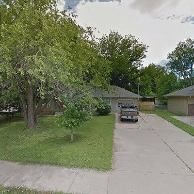 2008 Browning Ave, Manhattan, KS 66502