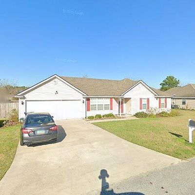 201 Oak St, Ray City, GA 31645