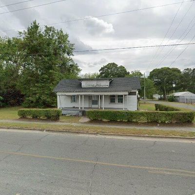 202 E Washington St, La Grange, NC 28551