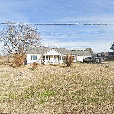 206 W Mckenzie Ave, Pocola, OK 74902