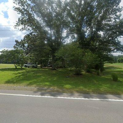 2082 Highway 100, Centerville, TN 37033