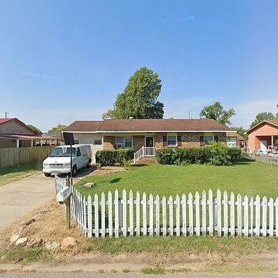 209 Russell Ave, Sikeston, MO 63801