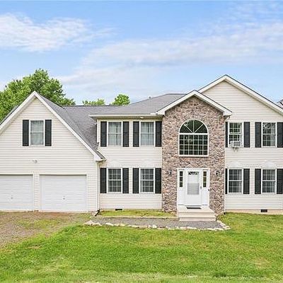 2109 Wild Laurel Dr, Long Pond, PA 18334