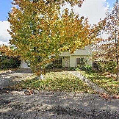 2120 Madera Rd, Sacramento, CA 95825