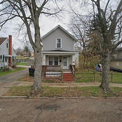 217 College Ave, Wooster, OH 44691