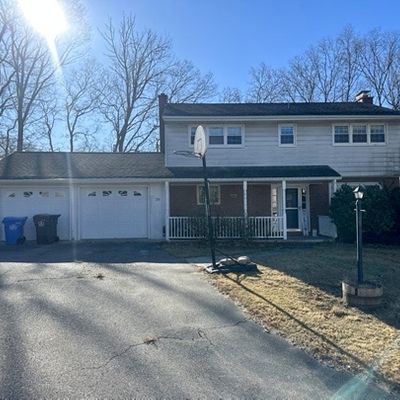 20 Maple Ter, Ledyard, CT 06339